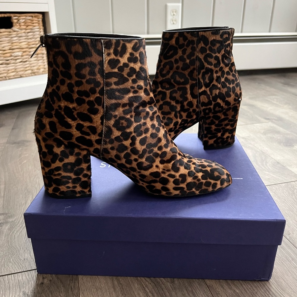 Stuart Weitzman Bacari Leopard Booties